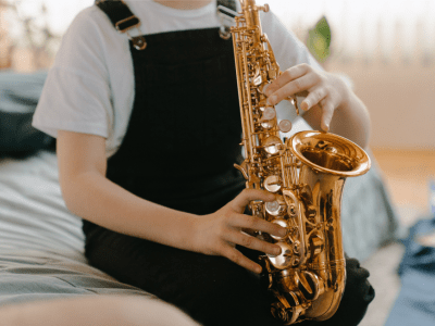 Photo d'un saxophone © Cottonbro studio Pexels