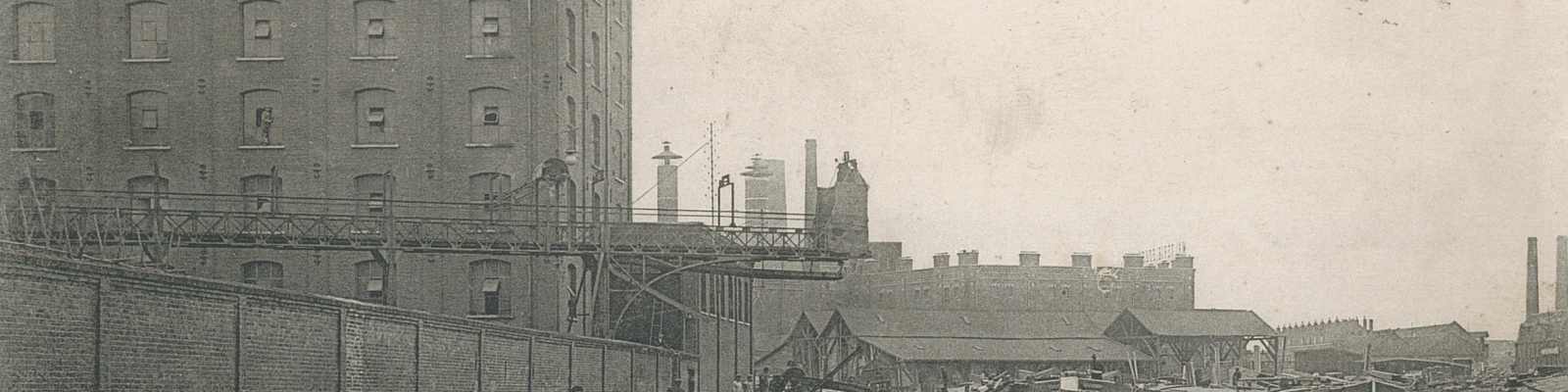 Carte postale où figure le Moulin Pardoën © Archives municipales fonds Christian Janssens